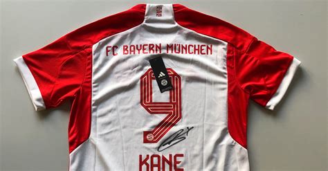 Harry Kane signiertes FC Bayern Trikot des Fußball Superstars