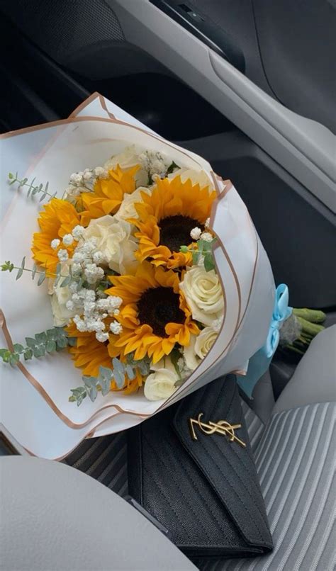 Flowers | sunflowers | bouquet | Luxury flower bouquets, Flower ...