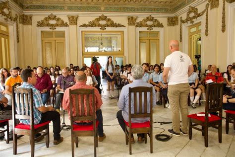 Participa D Az Canel En Recorrido De Candidatos A Diputados Por Santa