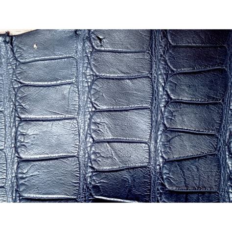 Peau de cuir de crocodile véritable Bleu mat Cuir en Stock