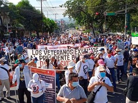 El Salvador Vive Nueva Jornada De Protestas Antigubernamentales