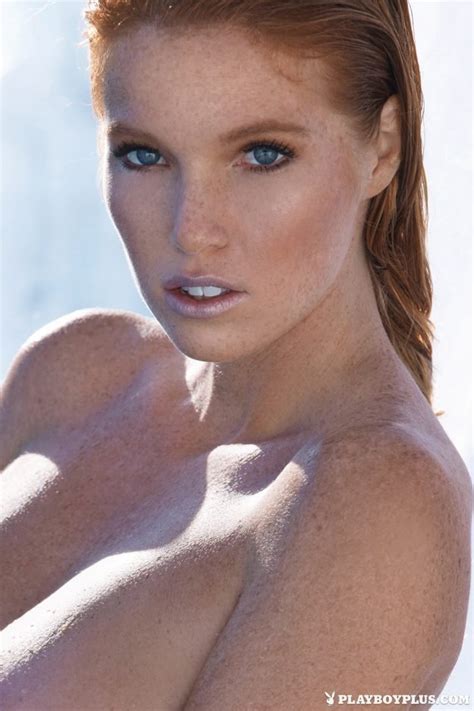 Elizabeth Ostrander Nude Photos TheFappening