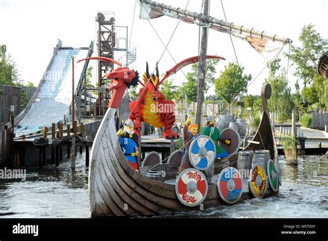 Vikings river splash ride legoland hi-res stock photography and images ...