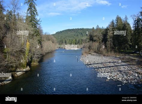 Sandy river oregon dodge park hi-res stock photography and images - Alamy