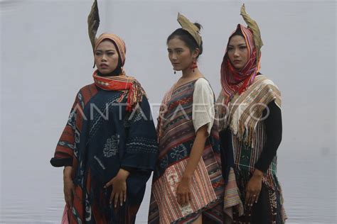 Apresiasi Wastra Nusantara Antara Foto