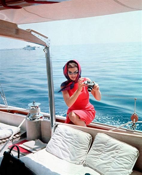 Jacqueline Kennedy Onassis With A Nikon F Jackeline Kennedy