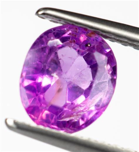 No Reserve Intense Vivid Purplish Pink Sapphire 1 20 Ct Catawiki