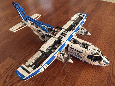 Lego Technic 42025 Cargo Plane 1889047757