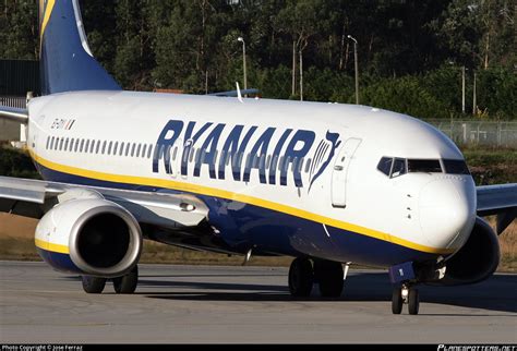 EI DYI Ryanair Boeing 737 8AS WL Photo By Jose Ferraz ID 555249