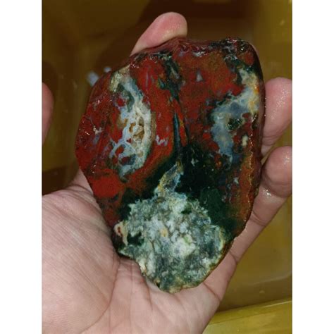 Jual Bahan Natural Rough Klawing Pancawarna Motif Merah Kristal Batu