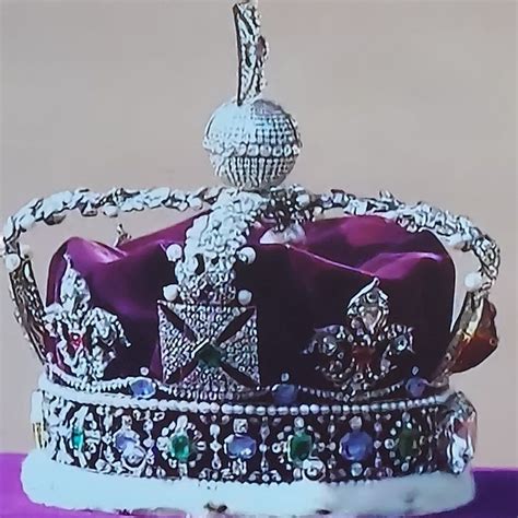 Backside of Imperial State Crown worn by Queen Elizabeth II.. ️👑 ️ | Imperial state crown ...