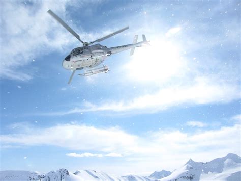 Beginners Guide to First-Time Heli-Skiing | New To Ski