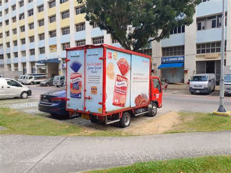 Singapore Gardenia Bread Truck Editorial Photography Image Of Cars