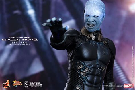 THE AMAZING SPIDER MAN 2 Electro Hot Toys Figure