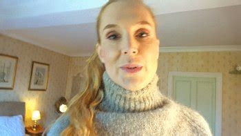 Rollneck Porn Videos Clips Sale