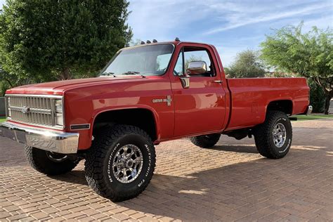 1986 Chevrolet K30 Pickup