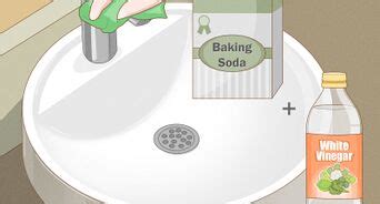 11 Easy Ways to Clean a Toilet Bowl with Vinegar and Baking Soda