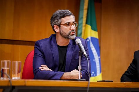 Gabriel Lima Coloca Em Aberto Est Dio Para Jogos Do Cruzeiro Na