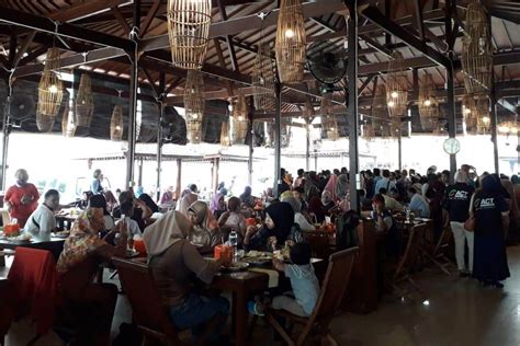 9 Tempat Makan Di Balikpapan Yang Enak Legendaris Kuliner Kota