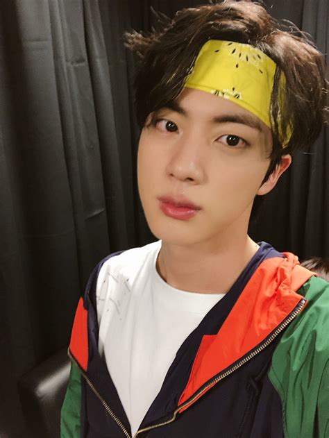 단결나의 하루jin𝕋𝕙𝕖𝔸𝕤𝕥𝕣𝕠𝕟𝕒𝕦𝕥 on Twitter RT mylights jin 자기전에 lights 석진이