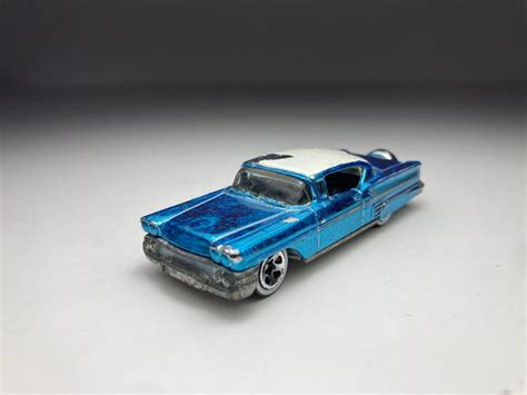 Impala Azul Pintura Ruim Hot Wheels Escala Min