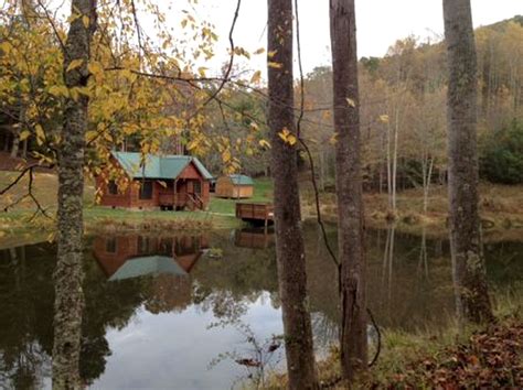 Cabin Rental in Hillsville, Virginia