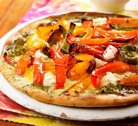 Pizza De Pimiento Asado Con Pesto De Albahaca Deliciosa Receta