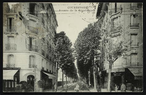 Courbevoie Avenue de la République Carte postale ancienne et vue d