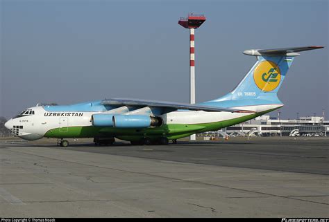 UK 76805 Uzbekistan Airways Ilyushin Il 76TD Photo By Thomas Noack ID