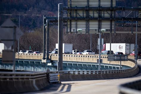 Multi Vehicle Crash On I 81 In Dauphin County Causing Traffic Delays