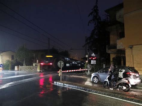 Bologna Uccisi Dal Treno In Via Zanardi La Sorella Di Hajar Quante