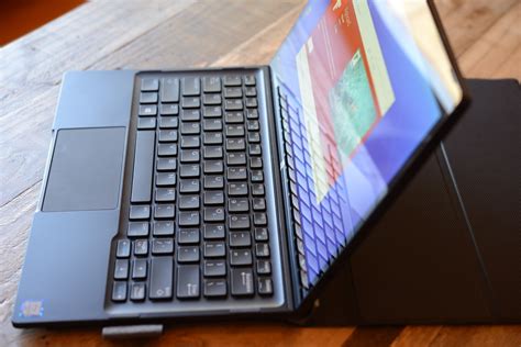 Dell XPS 12 (2016) Review: Core m-Powered 2-in-1 Laptop | HotHardware