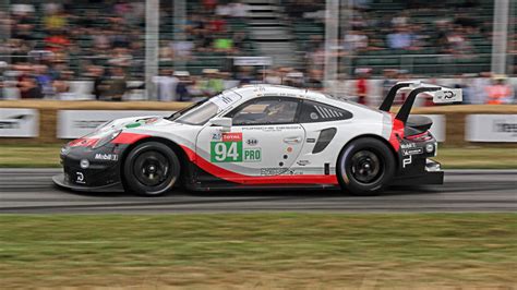 Porsche 911 Rsr At Goodwood Fos Friday Autos