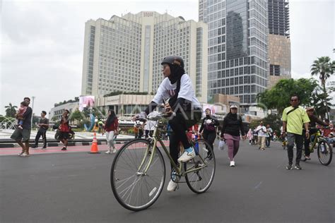 Hari Pertama HBKB Pascalibur Lebaran ANTARA Foto