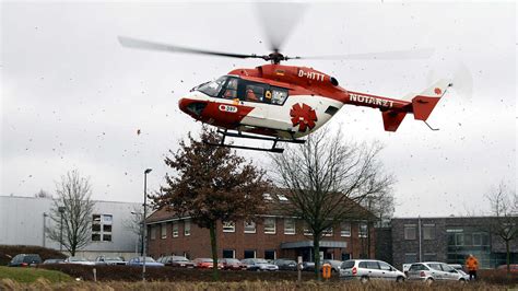 Motorradfahrer Nach Unfall Bei Stuhr Lebensgef Hrlich Verletzt