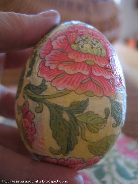 How To Decoupage a Picture On To An Easter Egg | Easter Egg Crafts