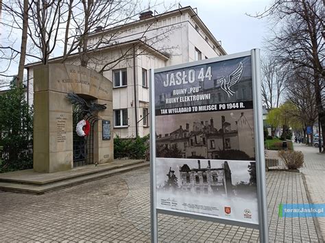 Wspomnienia Po Dawnym Ja Le Wyj Tkowe Fotografie Na Ulicach Miasta