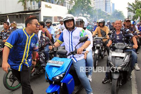 Naik Motor Listrik Bobby Nasution Daftar Pilgub Sumut Republika Online