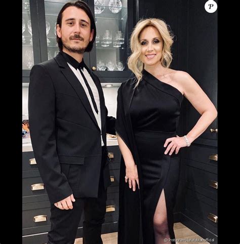 Lara Fabian Glamour Et Amoureuse Avec Son Mari Gabriel Pour Le Gala