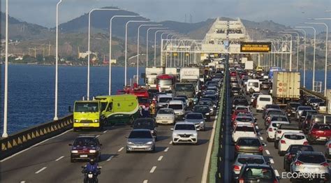 Acidente na Ponte Rio Niterói deixa feridos e causa trânsito Rio de