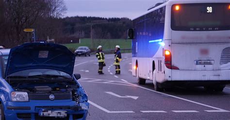 Linienbus Verursacht Unfall Bei Bad Wurzach