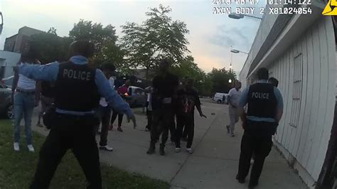 Chicago Pd Body Cam Footage Shows Fatal Shooting Of Maurice Granton