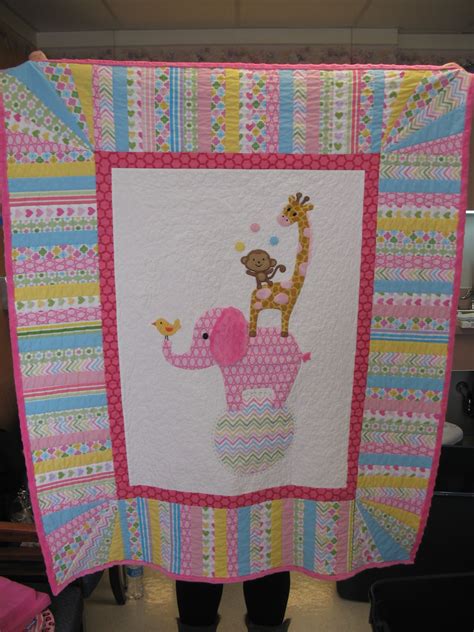 Modern Pink Designs: Baby Quilts, Baby Quilts