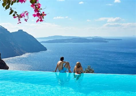 Top 10 Infinity Pools in Santorini