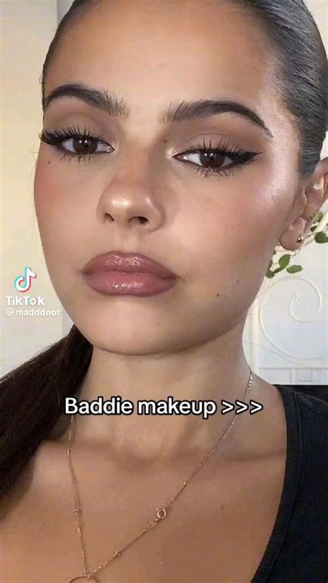 baddie makeup tutorial | Makeup routine, Makeup inspiration, Eye makeup ...