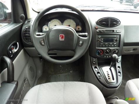 2005 Saturn VUE Standard VUE Model Gray Dashboard Photo #41751376 ...