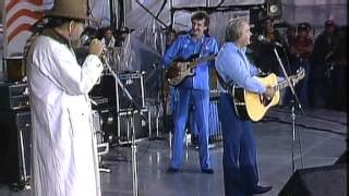 George Jones - Tennessee Whiskey (Live at Farm Aid 1985) Chords - Chordify