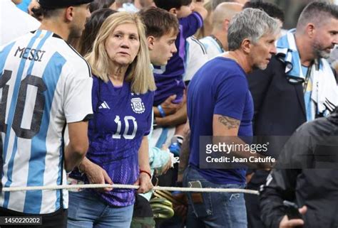 14 Lionel Messi Mother Argentina Vs France Stock Photos, High-Res ...