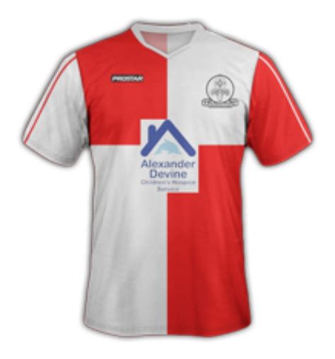 Beaconsfield Town 2011-12 Home Kit