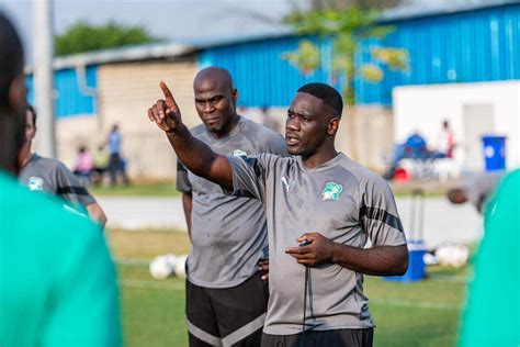 C Te D Ivoire Emerse Fa Futur Entra Neur De Fc Nantes